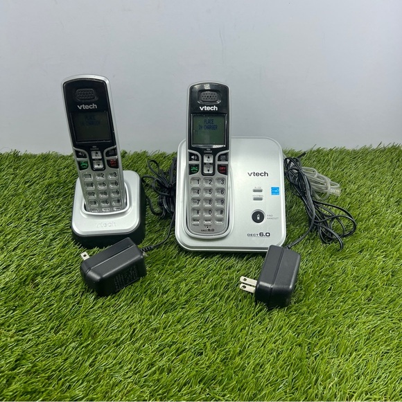 VTech Dect 6.0  CS6319-2 Single Line Cordless Phone 2 Handsets with Power Cords - Picture 1 of 8